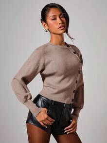 COSMINA Áo khoác cardigan cài nút bất đối xứng thanh lịch dành cho nữ, mùa thu/đông, màu nâu, áo len nữ, áo cardigan dáng ngắn, áo cardigan crop cho nữ. - Màu Khaki - Xem 4