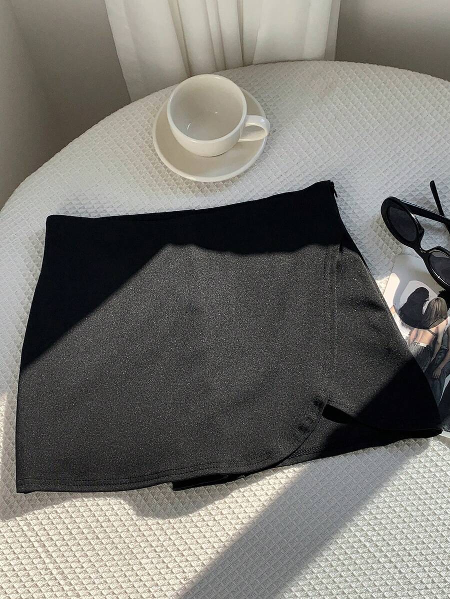 SHEIN EZwear Váy quần nữ mùa hè màu trơn, cạp cao, xẻ tà, kiểu vạt chéo, khóa kéo phía sau. - màu đen - Xem 1