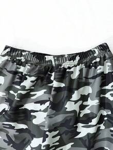 SHEIN Conjunto casual de 3 piezas para adolescentes: Sudadera con capucha con estampado de letras + Camiseta sin mangas negra + Pantalones con puño de tobillo con estampado de camuflaje, adecuado para uso diario en primavera y otoño - Verde militar - Ver 6