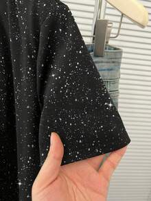 EMERY ROSE 新款女士时尚亮片圆领短袖休闲T恤，适合日常穿着。 - 黑色 - 查看 4