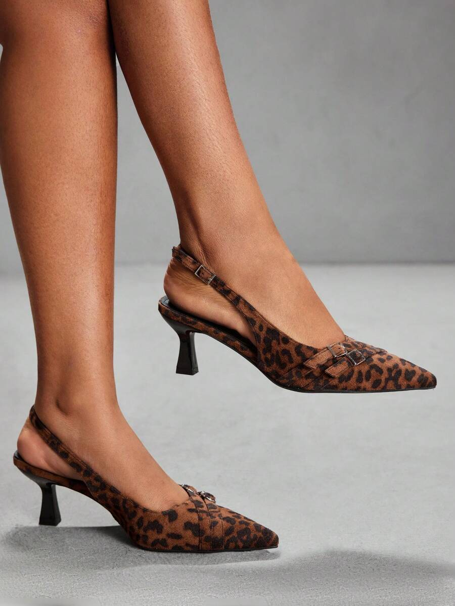 CUCCOO SZL Sepatu Hak Tinggi Wanita dengan Gesper dan Motif Leopard, Ujung Lancip, Modis, Cocok untuk Pemakaian Sehari-hari dan Natal. - MultiWarna - View 1