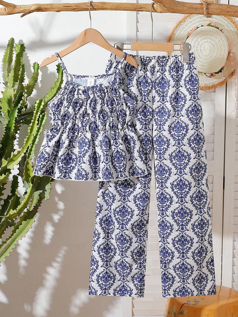 SHEIN Tween Girl Casual Sweet Crinkle Textured Shirred Elastic Camisole Top Paired With Loose Wide Leg Pants 2 Pieces Set, Suitable For Daily, Vacation, Sisters Photo, Spring/Summer Outfit Clothes,Holiday,Summer,Travel - Blue - View 1