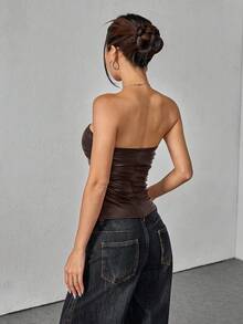 SHEIN PETITE 女款皮革抹胸上衣，深棕色抓皺不對稱下擺，時尚性感時髦上衣，適合新年與情人節，秋季夜店外出派對上衣，適合嬌小女性 - 咖啡棕 - 查看 3