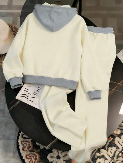 Resyla Conjunto de 2 piezas de sudadera con capucha bordada con centauro y pantalones anchos con cordón para mujer