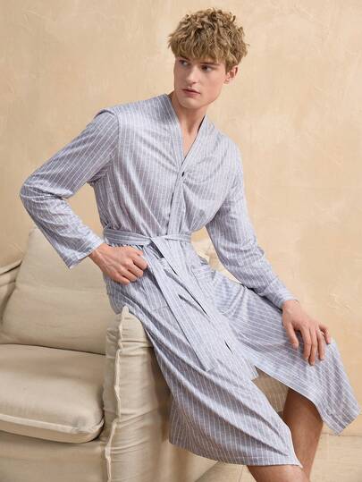 SHEIN 男士灰色条纹双口袋浴袍一件