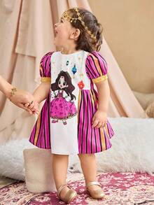 SHEIN Bao gồm một bộ 2 băng đô lưới; Váy tím kiểu retro với họa tiết công chúa hoạt hình dễ thương, sọc và tay phồng, thêu hoa cổ điển thanh lịch, váy dài tay truyền thống tối giản cho bé gái kiểu Ả Rập phù hợp cho mùa xuân/hè, váy dài tay kín đáo thanh lịch, áo Abaya cầu nguyện, thoải mái dễ chịu, trang phục thường ngày, phong cách nghỉ dưỡng, áo Kaftan kín đáo. - màu đen - Xem 6