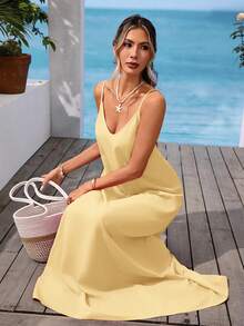 Vivid Eden V-Neck Backless Casual Textured Fabric Dress For Women, Suitable For Outing & Vacation - Light Yellow - View 8