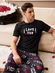 CoupledUp Conjunto de pijama de 2 piezas para hombre con pantalón a cuadros y estampado de elementos del Día de San Valentín (letra y corazón), de manga corta - Negro - Ver 5