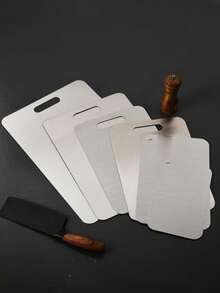 银色时尚不锈钢砧板，银色厨房切菜板，双面可用，适用于生肉、家禽、鱼类，防异味、防污渍、防锈，简约设计，可替代传统肉砧板，适用于肉类、蔬菜、水果，现代厨房必备，易于用水清洗。厨房切菜工具套装还可用作披萨盘、奶酪板、餐盘、面包饼干板。 - 彩色 - 查看 10