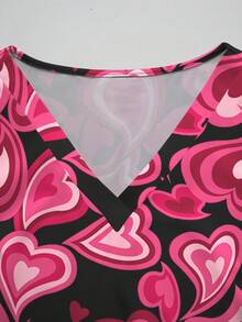 PopScrub Ombre Heart Graphic V-Neck Short Sleeve Pocket Nursing Scrub Uniform Set With Side Slit For Women, Spring/Summer