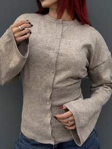 Bearsaez Women's Light Gray Relaxed-Fit Knit Cardigan | Cropped Boxy Silhouette With Waist-Defining Buttons & Drop Shoulder For Effortless Preppy Style,French Style,Minimalist Style,Chic Autumn,Wardrobe Basic,Autumn Outfits For Women,Fall - Camel - View 5