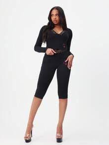 BABYPHAT Bộ đồ liền thân ren cổ chữ V sâu tay dài với chi tiết lưới mỏng và kiểu dáng ôm sát cho những buổi tối thu đông - màu đen - Xem 7
