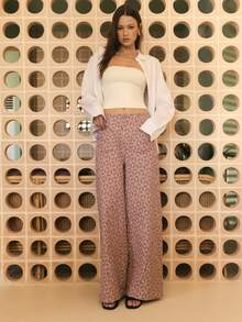 Nöista Wide-Leg Pants In Mauve With A 3d Geometric Quilted Texture. Designed With Rounded Patch Pockets And A Relaxed, Modern Fit. Spring , Spring Break , Spring , Casual , And Vacation Looks. - Dusty Pink - View 5