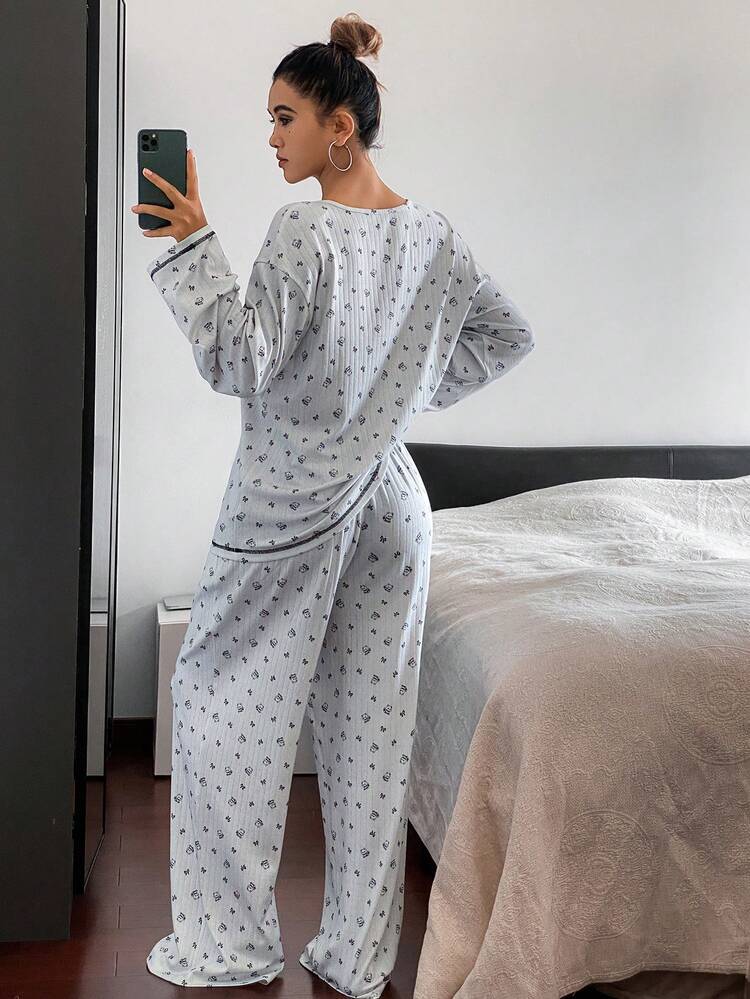 Bow Tie, Bear & Floral Pattern Loose Women Pajama Set