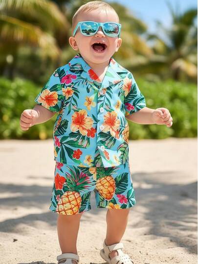 2件套婴儿男童度假绿色热带植物图案短袖衬衫+松紧腰短裤套装，童装。服装、衬衫、短裤、婴儿套装，6个月-3岁男童度假服装，男童度假服，男童度假套装，男童沙滩装，男童夏威夷衬衫