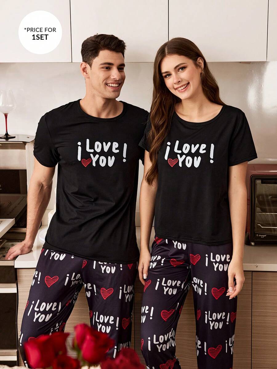 CoupledUp Conjunto de pijama de 2 piezas para hombre con pantalón a cuadros y estampado de elementos del Día de San Valentín (letra y corazón), de manga corta - Negro - Ver 1