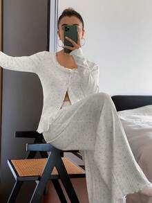 Livesso 2pcs Women Ditsy Floral Ruffle Collar Cardigan & Pants Pajama Set - Light Grey - View 1