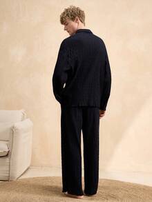 EverLounge Conjunto de pijama de pantalón y parte superior con cuello elegante y cómodo para hombres, ropa de estar en casa de otoño - Negro - Ver 2