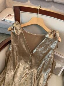 GlowEve CURVE Áo kiểu không tay thanh lịch dành cho nữ cỡ lớn, cài cúc phía trước, đường may vai, thắt nơ, chất liệu vải ánh kim. - Vàng - Xem 4