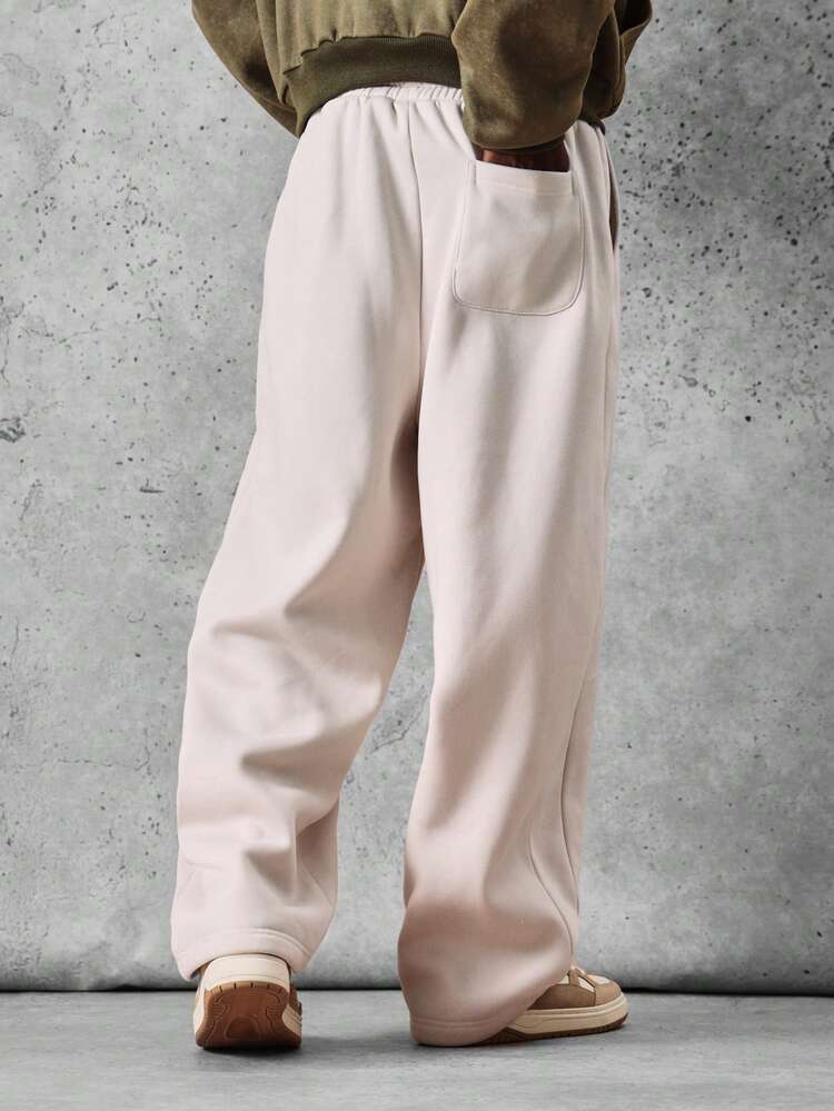 Pantaloni della tuta larghi con coulisse e polsini a coste
