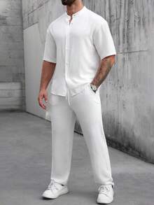 Manfinity CasualCool 男士象牙色柔軟布料短袖襯衫與抽繩長褲套裝，全白，夏季休閒度假商務派對沙龍正式兩件套穿搭 - 白色 - 查看 6