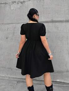 POPSWAY Robe courte en tissu à manches courtes avec décoration de rivets pour femmes grandes tailles - Noir - Voir 2