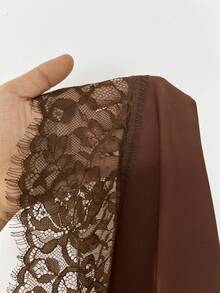 Maweii 大码女士夏季纯色棕色立领蕾丝拼接不对称下摆性感吊带背心，性感女士，棕色系女士，性感约会，时尚都市，百搭优雅，休闲外出 - 棕色 - 查看 8