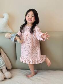 DAZY Infant/Toddler Girls' Round Neck All-Over Print Casual Comfortable Long Sleeve Pajamas