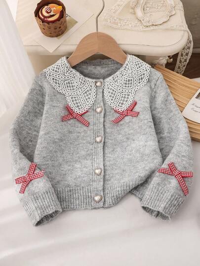 Cárdigan gris lindo de punto para niña con cuello de encaje floral, manga larga de patchwork y cierre con lazo delantero