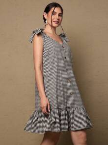 SHEIN VCAY Plus Size Women Plaid Bow Shoulder Decor Button Design Sleeveless Dress - Black and White - View 4