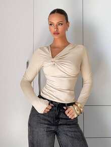 Siren Gaze 女士纯色不对称褶皱修身长袖T恤，休闲上衣，女士秋冬服装，女士外套，乡村音乐节服装，金色上衣 - 杏色 - 查看 3