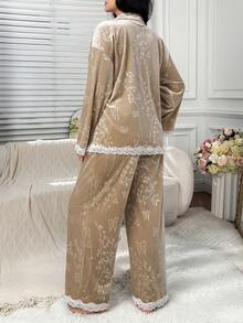 Dazy Plus Velvet Floral & Bamboo Print Contrast Lace Elegant Loose Top And Pants Pajama Set, Spring/Autumn - Khaki - View 2