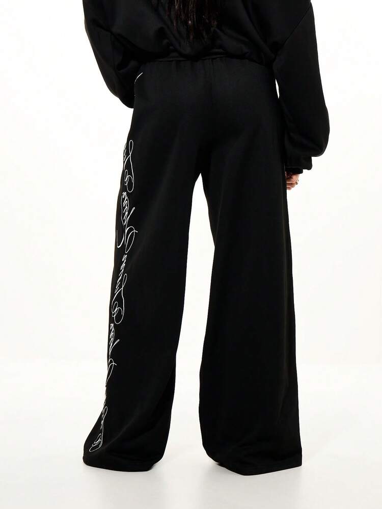 SUMWON WOMEN Wide Leg Joggers With Script Print