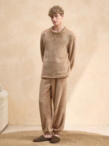 EverLounge Men's Comfortable Plush Loungewear Set - Khaki - View 6