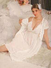 DelicateAllure 女士性感蕾丝撞色网纱荷叶边V领吊带裙和珍珠纽扣睡袍套装 - 白色 - 查看 1