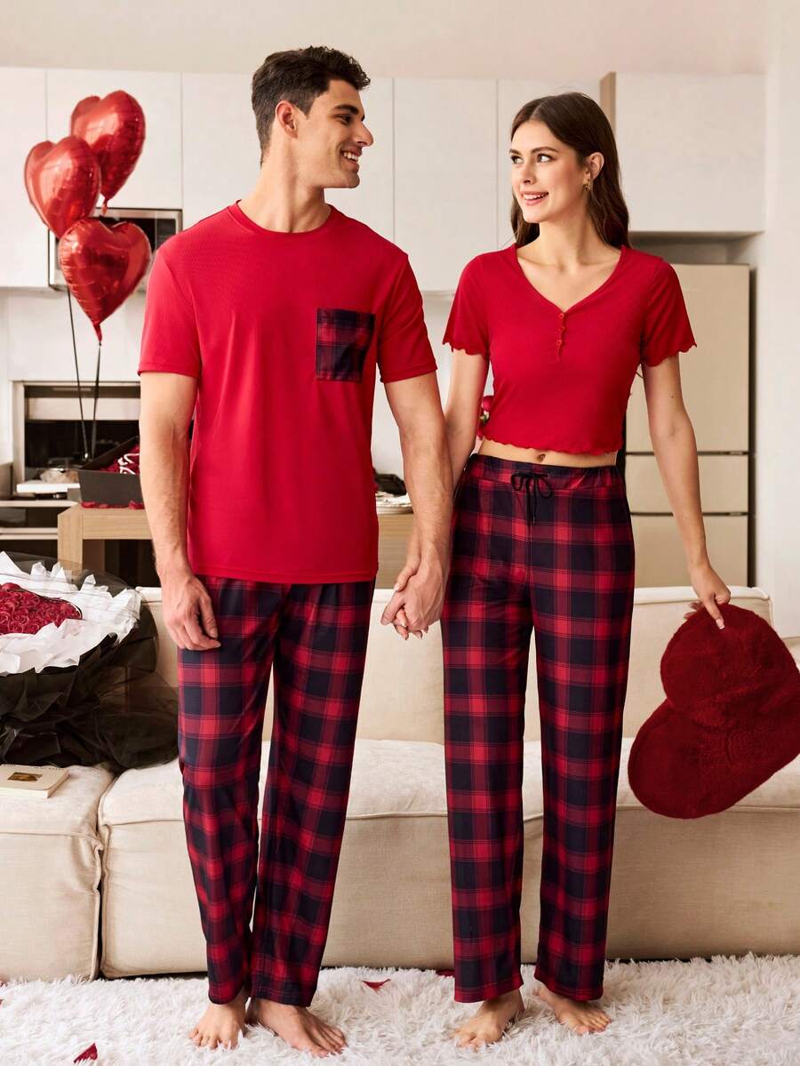 CoupledUp Bộ đồ ngủ nam tay ngắn và quần dài in họa tiết kẻ caro, kiểu dáng thường ngày. - Đỏ - Xem 1