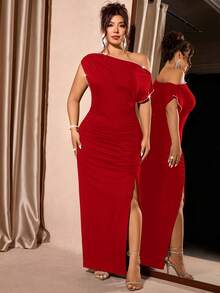 Allurite Plus Size Women's Solid Color Elegant Asymmetric Neck Bodycon Dress With High Slit - Red - View 8