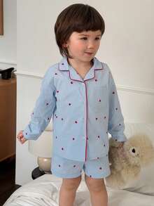 Dazy Kids Set de pijama de 2 piezas con top de manga larga y pantalones cortos con estampado de corazón para bebé niño - Azul - Ver 4