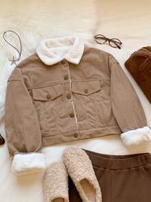SHEIN EZwear 女士卡其色抓绒卡车司机夹克，前口袋加厚翻盖细节，保暖内衬落肩泰迪绒内衬冬季柔软灯芯绒短款夹克 - 卡其色 - 查看 5