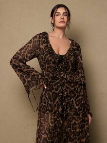 Freevana 大码女式豹纹拼接荷叶边下摆喇叭袖时尚上衣 - 卡其色 - 查看 9