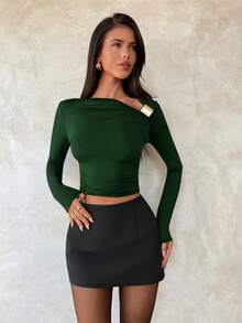 Màu xanh lá cây đậm
