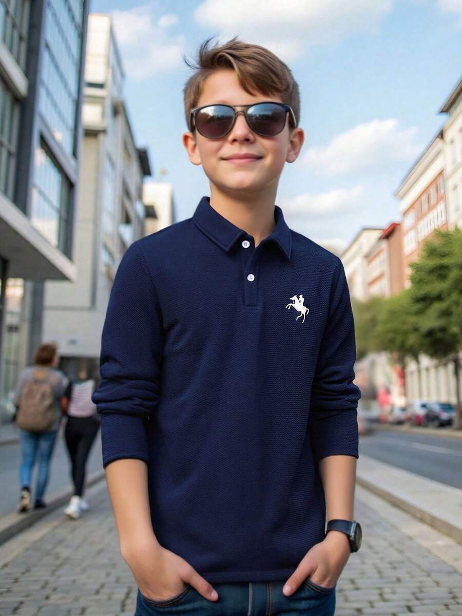 SHEIN 青少年男孩长袖 Polo 衫，海军蓝，撞色字母印花，休闲，舒适，百搭，面料柔软，适合日常穿着、上学、郊游、户外活动、正式场合、派对、秋冬、返校 - 藍色 - 查看 1