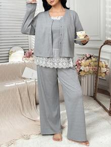 Dazy Plus Set elegant de casă 3 piese: camisol lejer din dantelă contrastantă, cardigan solid, pantaloni drepți, pijamale de primăvară/toamnă pentru femei mărime mare - Gri - Vizualizare 2