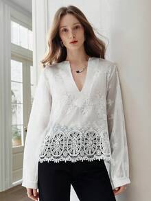 Frievida Intricate Hollow Crochet Embroidered Fabric Deep V-Neck Long Sleeve Blouse - White - View 6