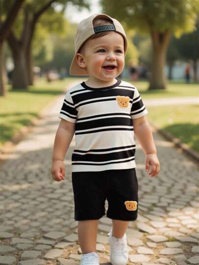 1 Set Baby Boy Casual Stylish Cute Bear Striped Print Round Neck Short Sleeve T-Shirt Matched With Black Shorts Outfit, Suitable For Outings In Summer