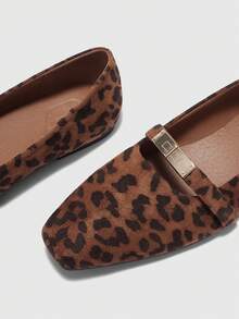 CUCCOO BIZCHIC 女士方头平底巧克力色金属扣套脚平底鞋，舒适休闲玛丽珍鞋，适合搭配连衣裙 - 紋 - 查看 6