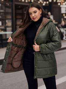 SHEIN LUNE Manteau d'hiver en polaire à capuche avec cordon de serrage à la taille et poches, grande taille. Manteau d'hiver pour femmes, idéal pour Noël. Manteau long pour femmes. Manteau femme vert olive. Vêtement d'extérieur femme chaud et coupe-vent, confortable et polyvalent.