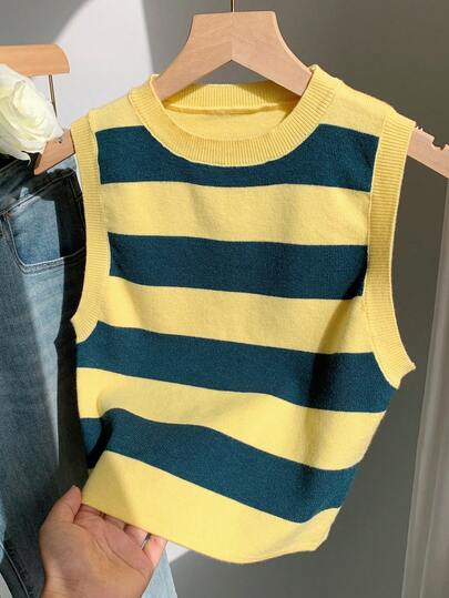 Comfortcana Women's Casual Minimalist Mustard Striped Cropped Knit Top, Autumn/Winter