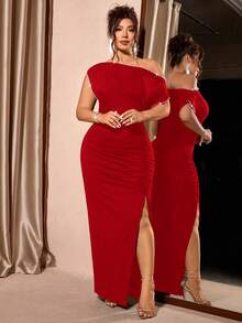 Allurite Plus Size Women's Solid Color Elegant Asymmetric Neck Bodycon Dress With High Slit - Red - View 4
