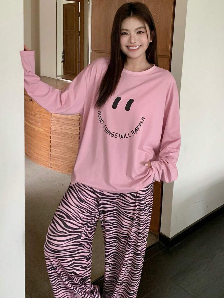 Dazy Plus 2pcs Plus Size Women Casual Face & Letter Print Loose Fit Crew Neck Long Sleeve Top And Straight Zebra Print Pants Pajama Set, Spring/Autumn